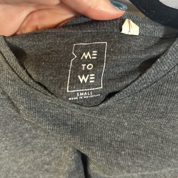 ✨ Bundle of Four PacSun T-Shirts from Me to We - XS/Small - Picture 8 of 9